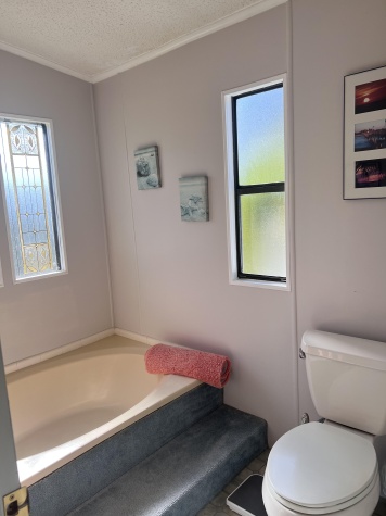 5515 Axminster Dr, Lot 254, Sarasota, Florida 34241, 2 Bedrooms Bedrooms, ,2 BathroomsBathrooms,55-Plus Mobile Home,For Sale,Axminster Dr, Lot 254,4371