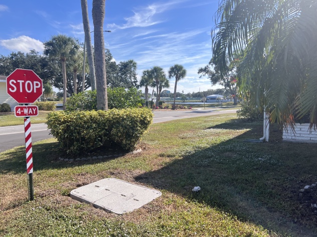5515 Axminster Dr, Lot 254, Sarasota, Florida 34241, 2 Bedrooms Bedrooms, ,2 BathroomsBathrooms,55-Plus Mobile Home,For Sale,Axminster Dr, Lot 254,4371