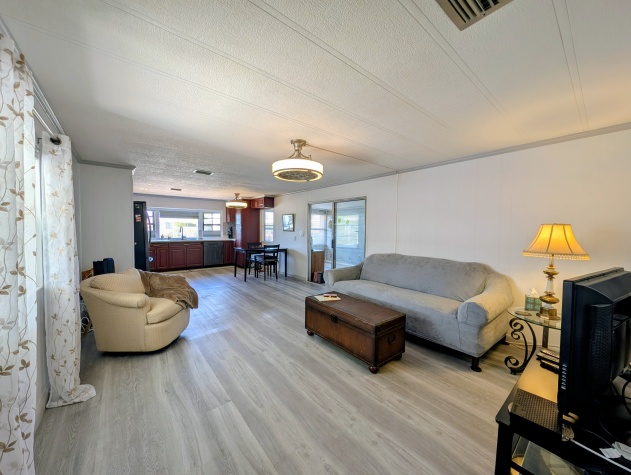 2508 Turtleback Way, Ruskin, Florida 33570, 2 Bedrooms Bedrooms, ,2 BathroomsBathrooms,55-Plus Mobile Home,For Sale,Turtleback Way,4372