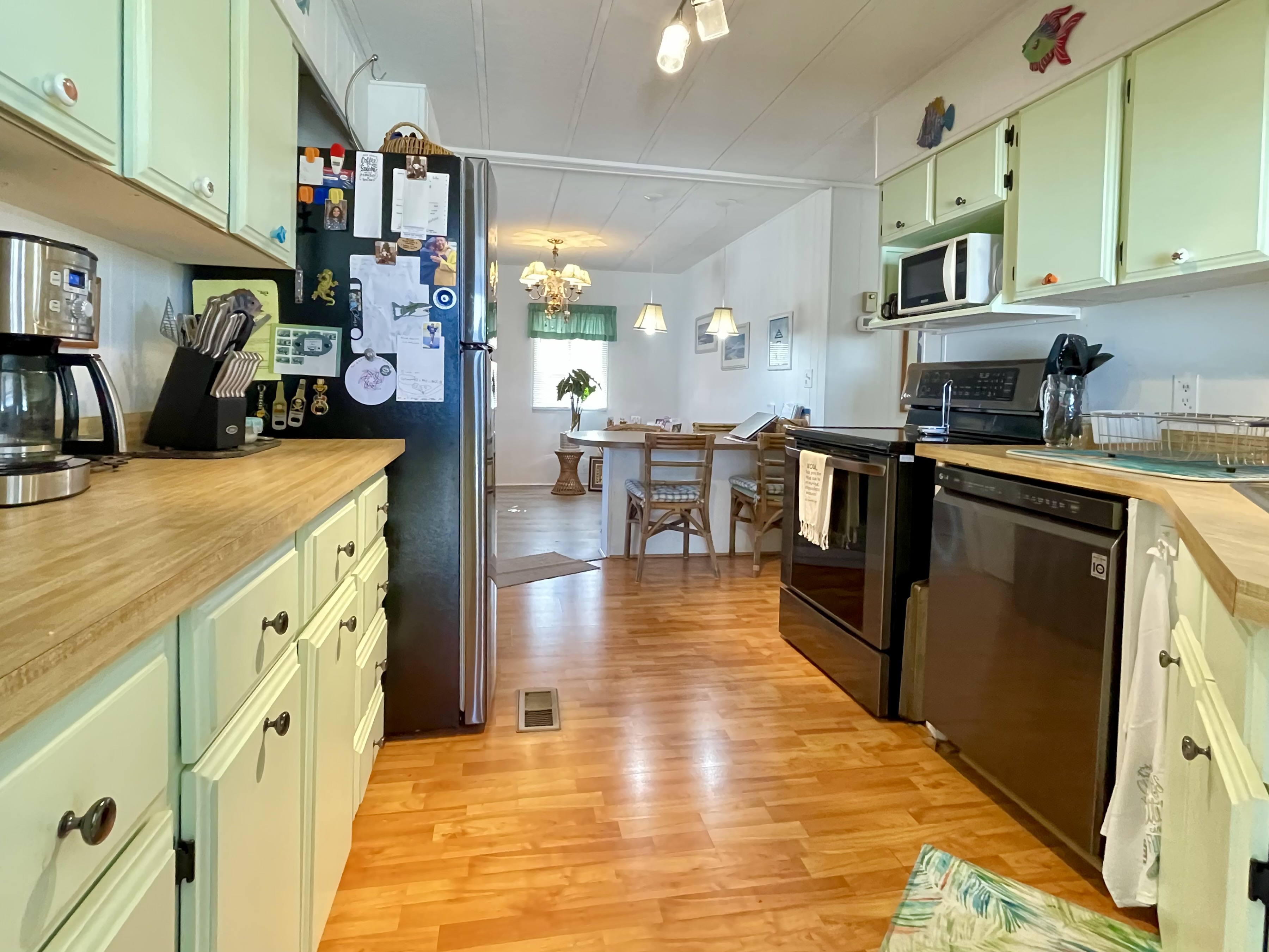 365 Tahitian Drive, Ellenton, Florida 34222, 2 Bedrooms Bedrooms, ,2 BathroomsBathrooms,55-Plus Mobile Home,For Sale,Tahitian Drive,4373