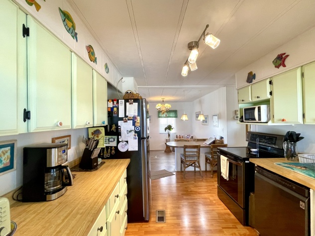 365 Tahitian Drive, Ellenton, Florida 34222, 2 Bedrooms Bedrooms, ,2 BathroomsBathrooms,55-Plus Mobile Home,For Sale,Tahitian Drive,4373