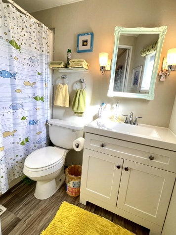 365 Tahitian Drive, Ellenton, Florida 34222, 2 Bedrooms Bedrooms, ,2 BathroomsBathrooms,55-Plus Mobile Home,For Sale,Tahitian Drive,4373