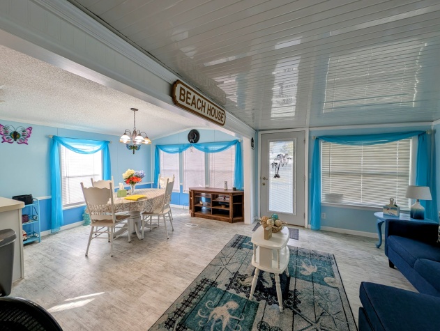 6327 Carl Shepard Dr, Ruskin, Florida 33570, 2 Bedrooms Bedrooms, ,1 BathroomBathrooms,55-Plus Mobile Home,For Sale,Carl Shepard Dr,4375