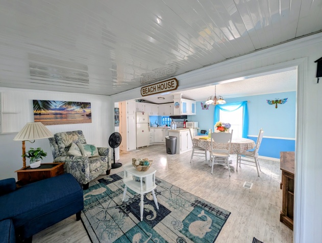 6327 Carl Shepard Dr, Ruskin, Florida 33570, 2 Bedrooms Bedrooms, ,1 BathroomBathrooms,55-Plus Mobile Home,For Sale,Carl Shepard Dr,4375