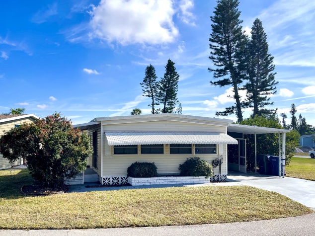 101 Holland St, Ellenton, Florida 34222, 2 Bedrooms Bedrooms, ,2 BathroomsBathrooms,55-Plus Mobile Home,For Sale,Holland St,4381