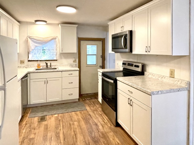 101 Holland St, Ellenton, Florida 34222, 2 Bedrooms Bedrooms, ,2 BathroomsBathrooms,55-Plus Mobile Home,For Sale,Holland St,4381