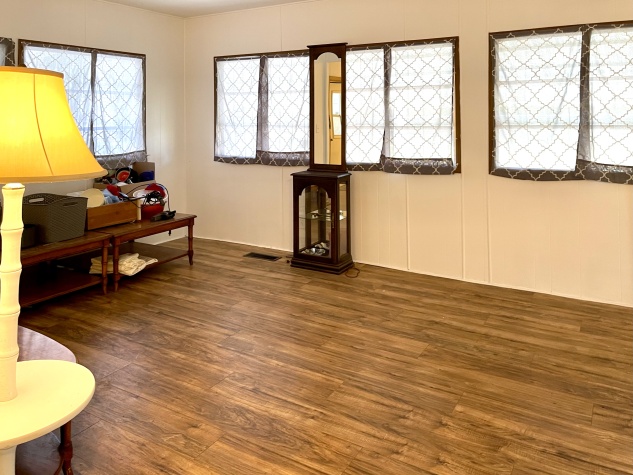 101 Holland St, Ellenton, Florida 34222, 2 Bedrooms Bedrooms, ,2 BathroomsBathrooms,55-Plus Mobile Home,For Sale,Holland St,4381