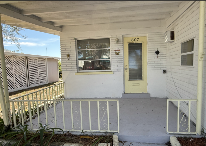 20000 US Hwy 19 N, Lot 607, Clearwater, Florida 33764, 2 Bedrooms Bedrooms, ,1 BathroomBathrooms,55-Plus Mobile Home,For Sale,US Hwy 19 N, Lot 607,4385