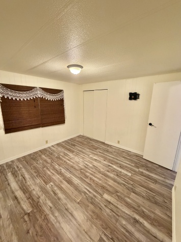 570 57th Ave W, Lot 250, Bradenton, Florida 34207, 2 Bedrooms Bedrooms, ,2 BathroomsBathrooms,55-Plus Mobile Home,For Sale,57th Ave W, Lot 250,4386