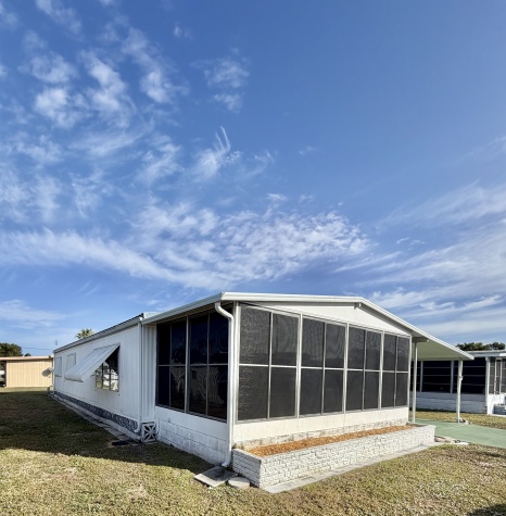 570 57th Ave W, Lot 250, Bradenton, Florida 34207, 2 Bedrooms Bedrooms, ,2 BathroomsBathrooms,55-Plus Mobile Home,For Sale,57th Ave W, Lot 250,4386