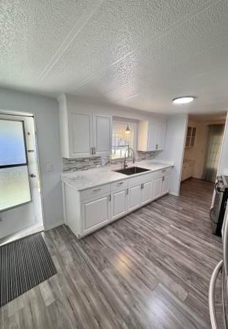 570 57th Ave W, Lot 250, Bradenton, Florida 34207, 2 Bedrooms Bedrooms, ,2 BathroomsBathrooms,55-Plus Mobile Home,For Sale,57th Ave W, Lot 250,4386