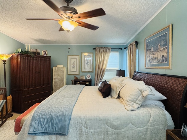 3716 Buena Vista Way South, Ellenton, Florida 34222, 2 Bedrooms Bedrooms, ,2 BathroomsBathrooms,55-Plus Mobile Home,For Sale,Buena Vista Way South,4387