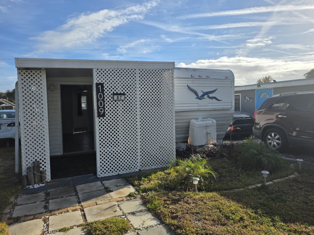 1009 Orange Ave, Lot 87, Davenport, Florida 33897, 1 Bedroom Bedrooms, ,1 BathroomBathrooms,All - Age Mobile Home,For Sale,Orange Ave, Lot 87,4390