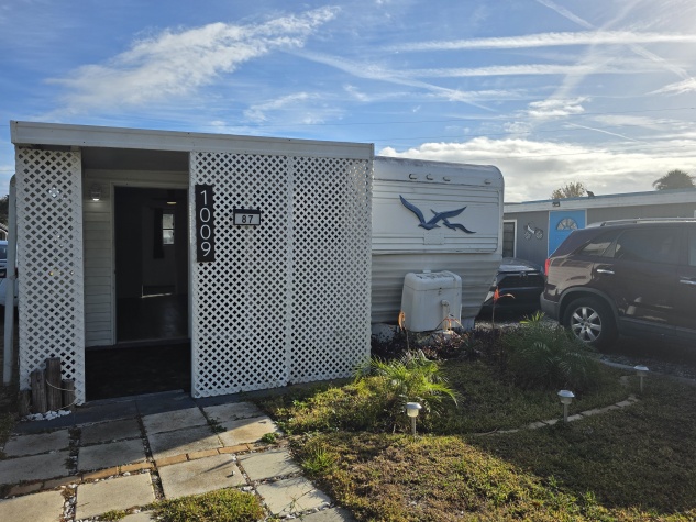 1009 Orange Ave, Lot 87, Davenport, Florida 33897, 1 Bedroom Bedrooms, ,1 BathroomBathrooms,All - Age Mobile Home,For Sale,Orange Ave, Lot 87,4390