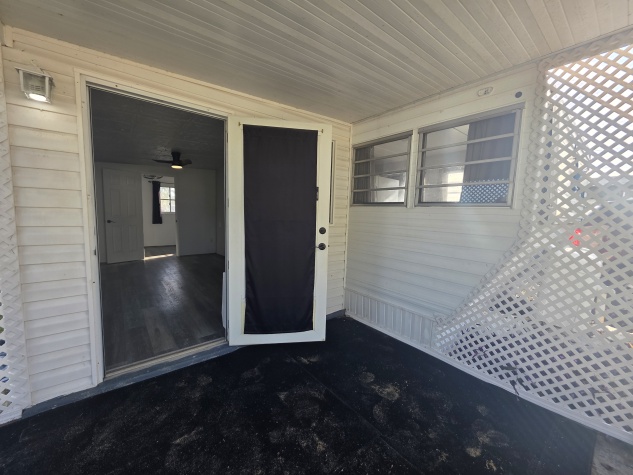 1009 Orange Ave, Lot 87, Davenport, Florida 33897, 1 Bedroom Bedrooms, ,1 BathroomBathrooms,All - Age Mobile Home,For Sale,Orange Ave, Lot 87,4390