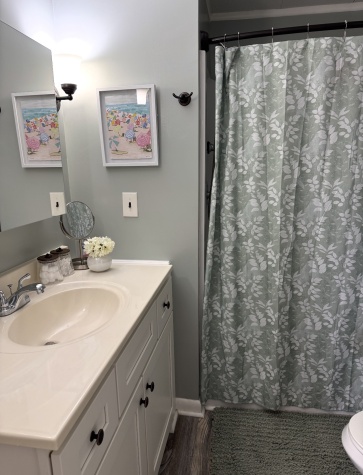 6515 15th St E, Lot H20, Sarasota, Florida 34243, 2 Bedrooms Bedrooms, ,2 BathroomsBathrooms,55-Plus Mobile Home,For Rent,15th St E, Lot H20,4392