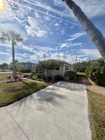 6505 US Hwy 301 N, Lot A10, Ellenton, Florida 34222, 1 Bedroom Bedrooms, ,1 BathroomBathrooms,55-Plus Mobile Home,For Sale,US Hwy 301 N, Lot A10,4393