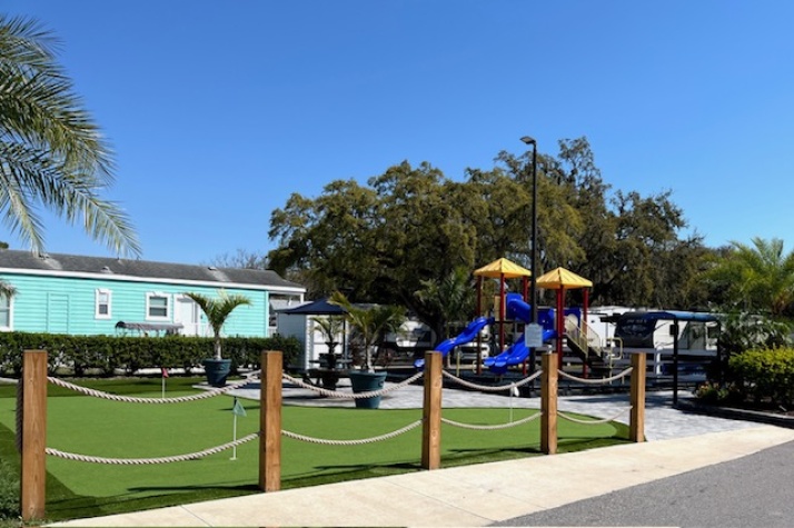 2758 Camper Ct, Kissimmee, Florida 34744, 1 Bedroom Bedrooms, ,1 BathroomBathrooms,All - Age Mobile Home,For Sale,Camper Ct,4397