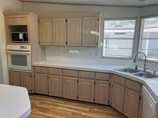 3309 Lauren Ct, Ellenton, Florida 34222, 2 Bedrooms Bedrooms, ,2 BathroomsBathrooms,55-Plus Mobile Home,For Sale,Lauren Ct,4400