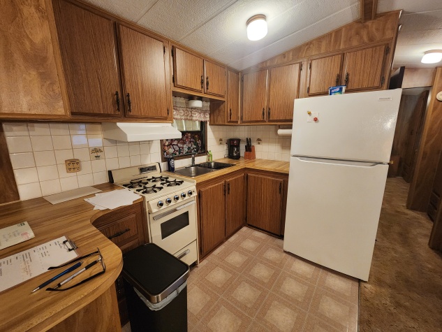 8615 Bayshore Rd, Lot 120, Palmetto, Florida 34221, 1 Bedroom Bedrooms, ,1 BathroomBathrooms,55-Plus Mobile Home,For Sale,Bayshore Rd, Lot 120,4404