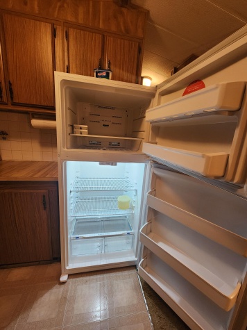 8615 Bayshore Rd, Lot 120, Palmetto, Florida 34221, 1 Bedroom Bedrooms, ,1 BathroomBathrooms,55-Plus Mobile Home,For Sale,Bayshore Rd, Lot 120,4404