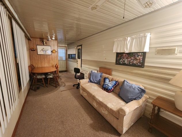 8615 Bayshore Rd, Lot 120, Palmetto, Florida 34221, 1 Bedroom Bedrooms, ,1 BathroomBathrooms,55-Plus Mobile Home,For Sale,Bayshore Rd, Lot 120,4404