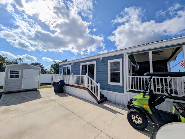 2206 Chaney Dr, Lot 551, Ruskin, Florida 33570, 1 Bedroom Bedrooms, ,1 BathroomBathrooms,55-Plus Mobile Home,For Sale,Chaney Dr, Lot 551,4406