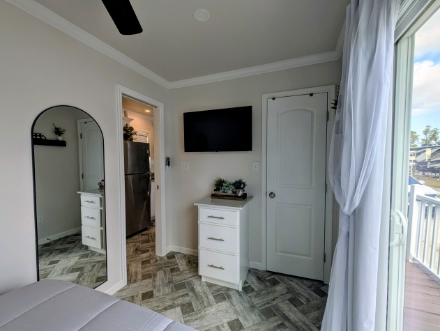 2206 Chaney Dr, Lot 551, Ruskin, Florida 33570, 1 Bedroom Bedrooms, ,1 BathroomBathrooms,55-Plus Mobile Home,For Sale,Chaney Dr, Lot 551,4406