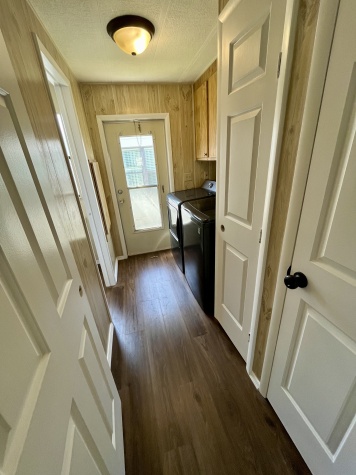 5700 Bayshore Rd, Lot 538, Palmetto, Florida 34221, 2 Bedrooms Bedrooms, ,2 BathroomsBathrooms,55-Plus Mobile Home,For Sale,Bayshore Rd, Lot 538,4412