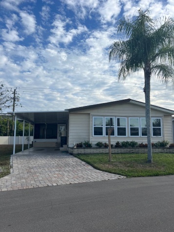 5700 Bayshore Rd, Lot 538, Palmetto, Florida 34221, 2 Bedrooms Bedrooms, ,2 BathroomsBathrooms,55-Plus Mobile Home,For Sale,Bayshore Rd, Lot 538,4412