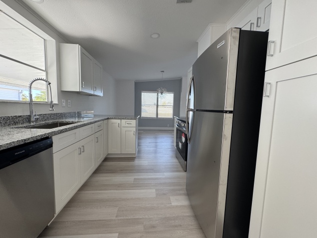 3839 Rhine St, Sarasota, Florida 34234, 2 Bedrooms Bedrooms, ,2 BathroomsBathrooms,55-Plus Mobile Home,For Sale,Rhine St,4417