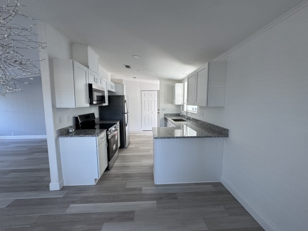 3839 Rhine St, Sarasota, Florida 34234, 2 Bedrooms Bedrooms, ,2 BathroomsBathrooms,55-Plus Mobile Home,For Sale,Rhine St,4417