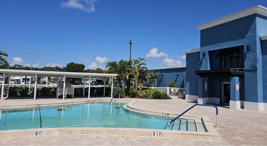 3839 Rhine St, Sarasota, Florida 34234, 2 Bedrooms Bedrooms, ,2 BathroomsBathrooms,55-Plus Mobile Home,For Sale,Rhine St,4417