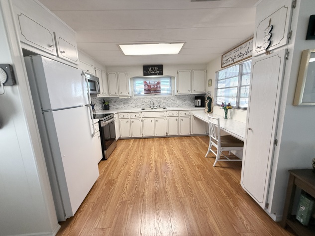 271 Sunnyside Lane, Clearwater, Florida 33770, 2 Bedrooms Bedrooms, ,2 BathroomsBathrooms,55-Plus Mobile Home,For Sale,Sunnyside Lane,4418