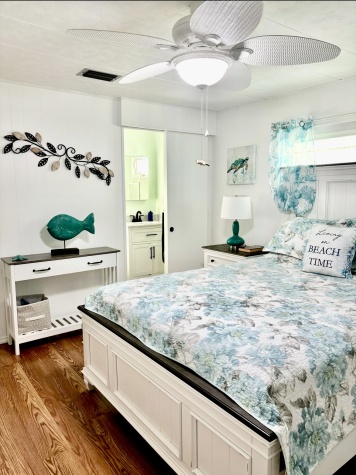 271 Sunnyside Lane, Clearwater, Florida 33770, 2 Bedrooms Bedrooms, ,2 BathroomsBathrooms,55-Plus Mobile Home,For Sale,Sunnyside Lane,4418