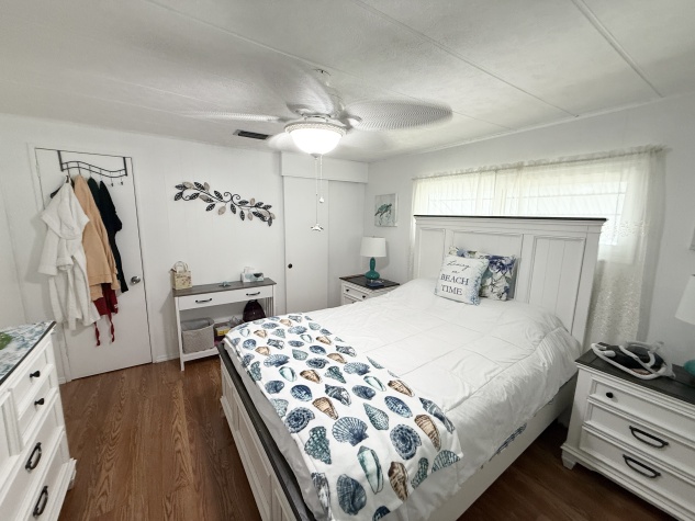 271 Sunnyside Lane, Clearwater, Florida 33770, 2 Bedrooms Bedrooms, ,2 BathroomsBathrooms,55-Plus Mobile Home,For Sale,Sunnyside Lane,4418