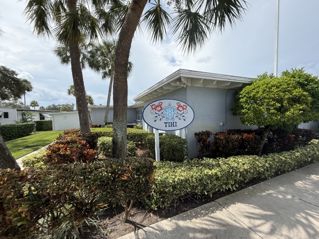 271 Sunnyside Lane, Clearwater, Florida 33770, 2 Bedrooms Bedrooms, ,2 BathroomsBathrooms,55-Plus Mobile Home,For Sale,Sunnyside Lane,4418