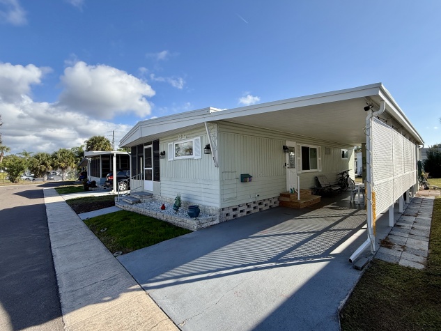 271 Sunnyside Lane, Clearwater, Florida 33770, 2 Bedrooms Bedrooms, ,2 BathroomsBathrooms,55-Plus Mobile Home,For Sale,Sunnyside Lane,4418