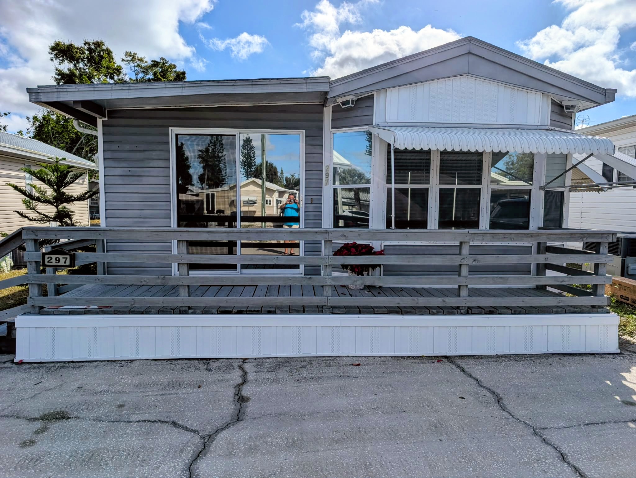 2206 Chaney Dr, Lot 297, Ruskin, Florida 33570, 2 Bedrooms Bedrooms, ,1 BathroomBathrooms,55-Plus Mobile Home,For Sale,Chaney Dr, Lot 297,4419