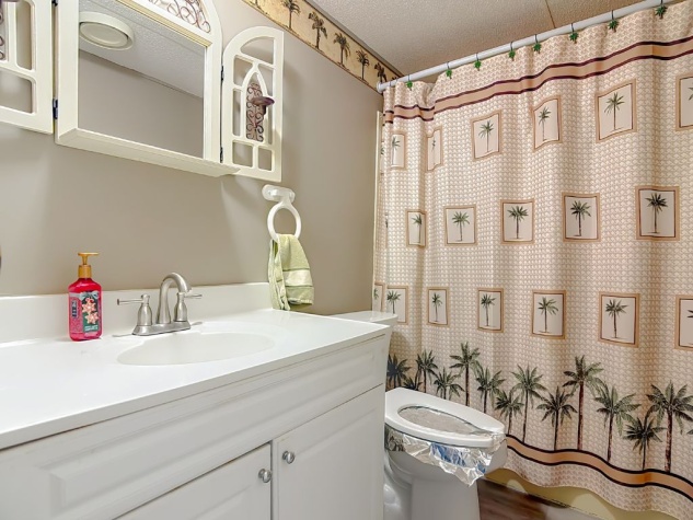 1201 Arizona Ave, Frostproof, Florida 33843, 3 Bedrooms Bedrooms, ,2 BathroomsBathrooms,55-Plus Mobile Home,For Sale,Arizona Ave,4420