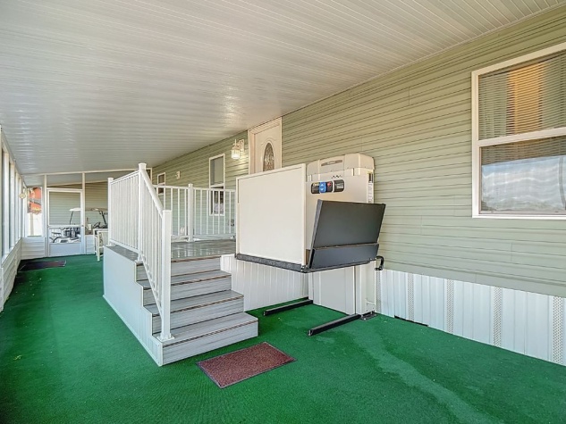 1201 Arizona Ave, Frostproof, Florida 33843, 3 Bedrooms Bedrooms, ,2 BathroomsBathrooms,55-Plus Mobile Home,For Sale,Arizona Ave,4420