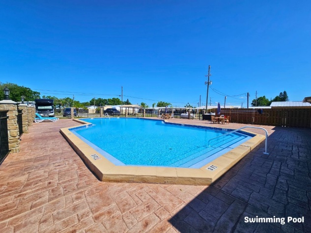 1201 Arizona Ave, Frostproof, Florida 33843, 3 Bedrooms Bedrooms, ,2 BathroomsBathrooms,55-Plus Mobile Home,For Sale,Arizona Ave,4420