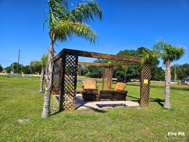 1201 Arizona Ave, Frostproof, Florida 33843, 3 Bedrooms Bedrooms, ,2 BathroomsBathrooms,55-Plus Mobile Home,For Sale,Arizona Ave,4420