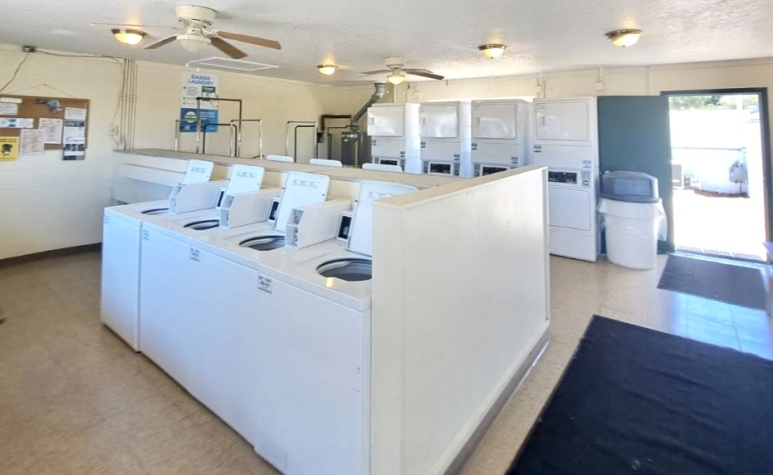 601 Starkey Rd, Lot 29, Largo, Florida 33771, 2 Bedrooms Bedrooms, ,2 BathroomsBathrooms,55-Plus Mobile Home,For Sale,Starkey Rd, Lot 29,4425