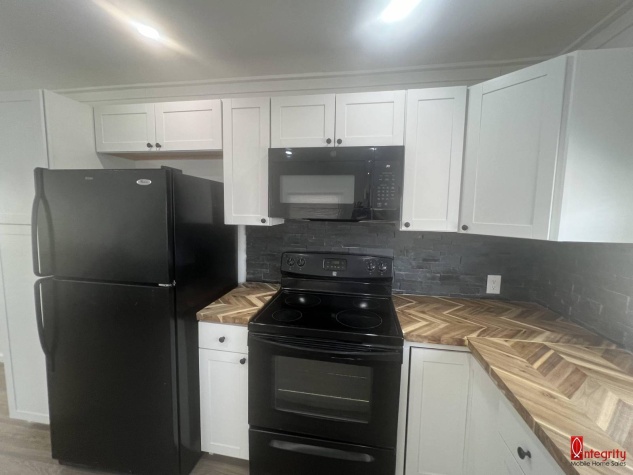 28488 US Hwy 19 N, Lot 128, Clearwater, Florida 33761, 1 Bedroom Bedrooms, ,1 BathroomBathrooms,55-Plus Mobile Home,For Sale,US Hwy 19 N, Lot 128,4426