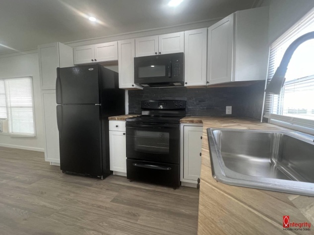 28488 US Hwy 19 N, Lot 128, Clearwater, Florida 33761, 1 Bedroom Bedrooms, ,1 BathroomBathrooms,55-Plus Mobile Home,For Sale,US Hwy 19 N, Lot 128,4426