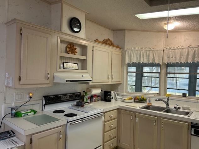 6873 Coconut Grove Cir, Ellenton, Florida 34222, 2 Bedrooms Bedrooms, ,2 BathroomsBathrooms,55-Plus Mobile Home,For Sale,Coconut Grove Cir,4430