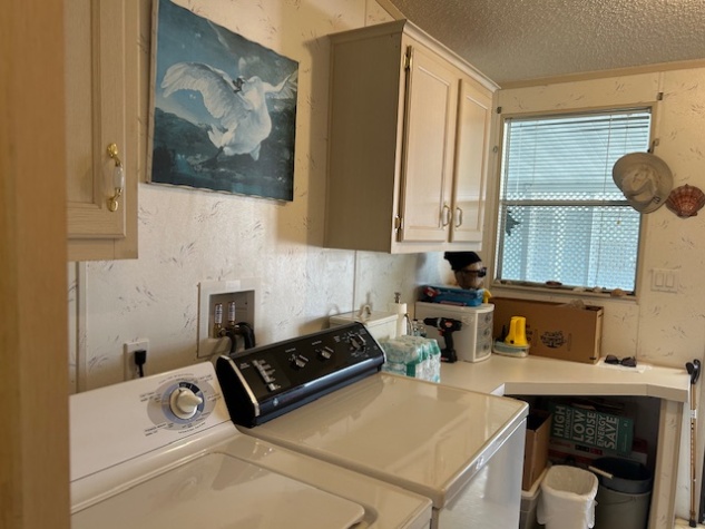 6873 Coconut Grove Cir, Ellenton, Florida 34222, 2 Bedrooms Bedrooms, ,2 BathroomsBathrooms,55-Plus Mobile Home,For Sale,Coconut Grove Cir,4430