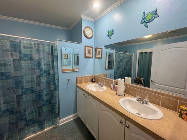 334 Den Helder Ave, Ellenton, Florida 34222, 2 Bedrooms Bedrooms, ,2 BathroomsBathrooms,55-Plus Mobile Home,For Sale,Den Helder Ave,4433