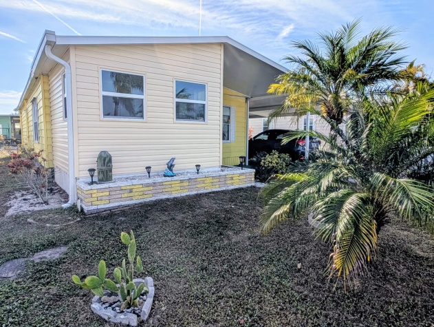 5700 Bayshore Rd, Lot 806, Palmetto, Florida 34221, 2 Bedrooms Bedrooms, ,2 BathroomsBathrooms,55-Plus Mobile Home,For Sale,Bayshore Rd, Lot 806,4436